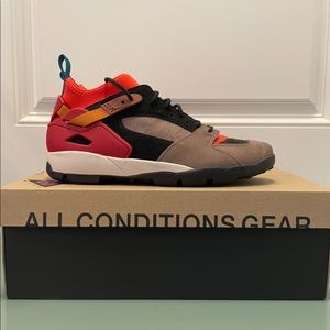 NEW rare Nike ACG Air Revaderchi Habanero Red Orange size 11 trail mountain fly